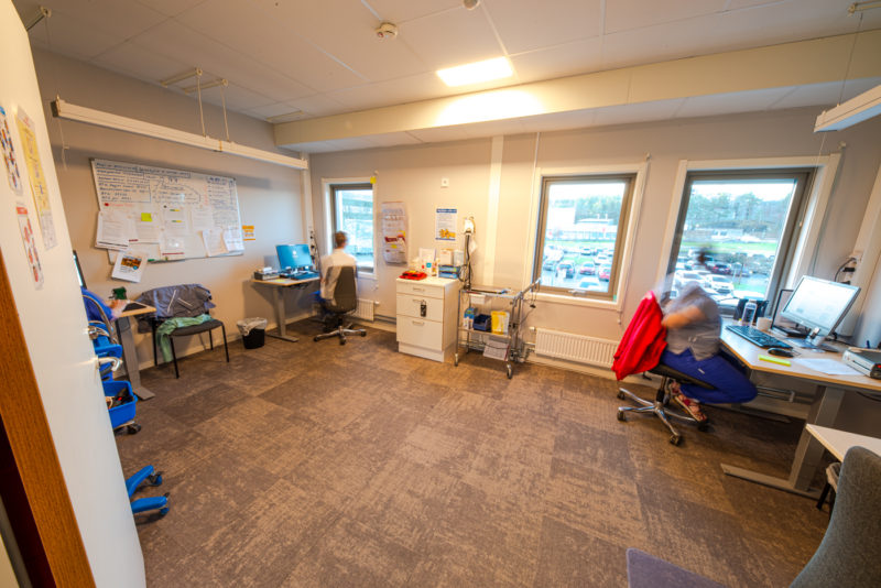 Närhälsa för enklare akutvård i tillfällig modulbyggnad på östra sjukhuset i Göteborg – en tillfällig och flyttbar lokal från PCS Modulsystem.