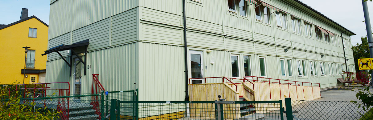Förskolan på Kälvestavägen, Spånga - platsanpassad tillbyggnad sommaren 2015