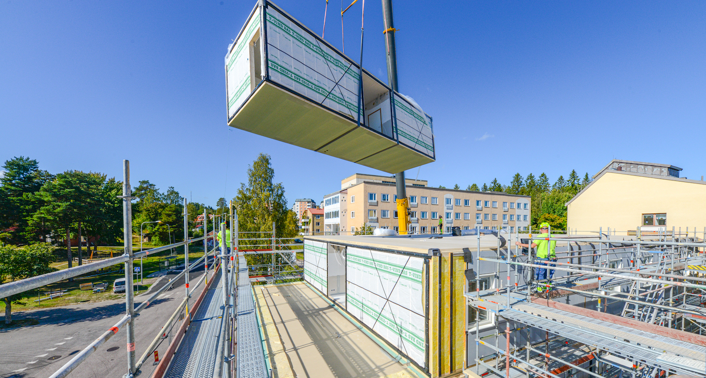 Hel sjukhusbyggnad på två dagar. Bakom ett problemfritt modulmontage i Hudiksvall ligger många månaders arbete
