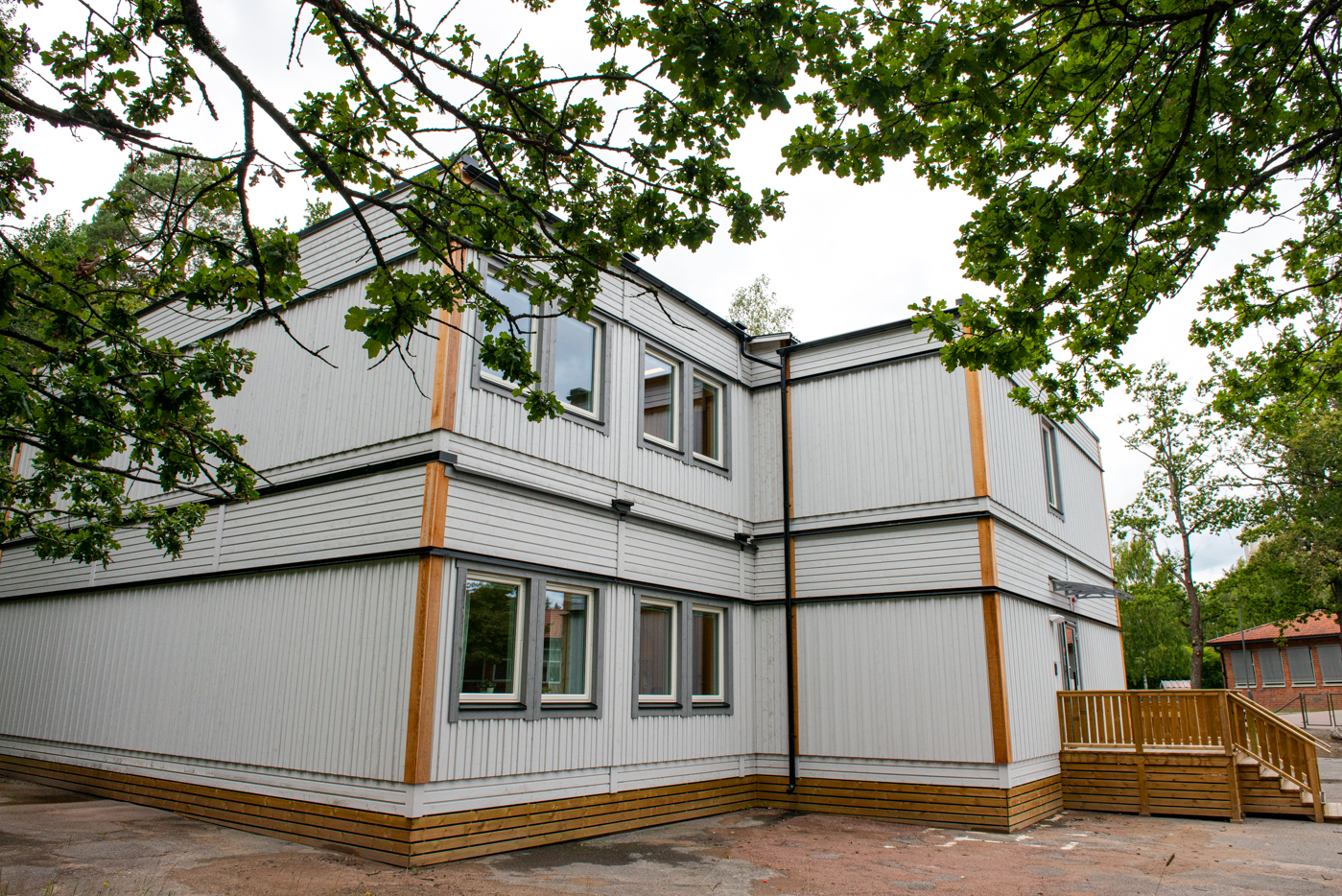 Skolpaviljong med högkvalitativa skolmoduler utökar med fyra klassrum på Skallbergsskolan – PCS Modulsystem