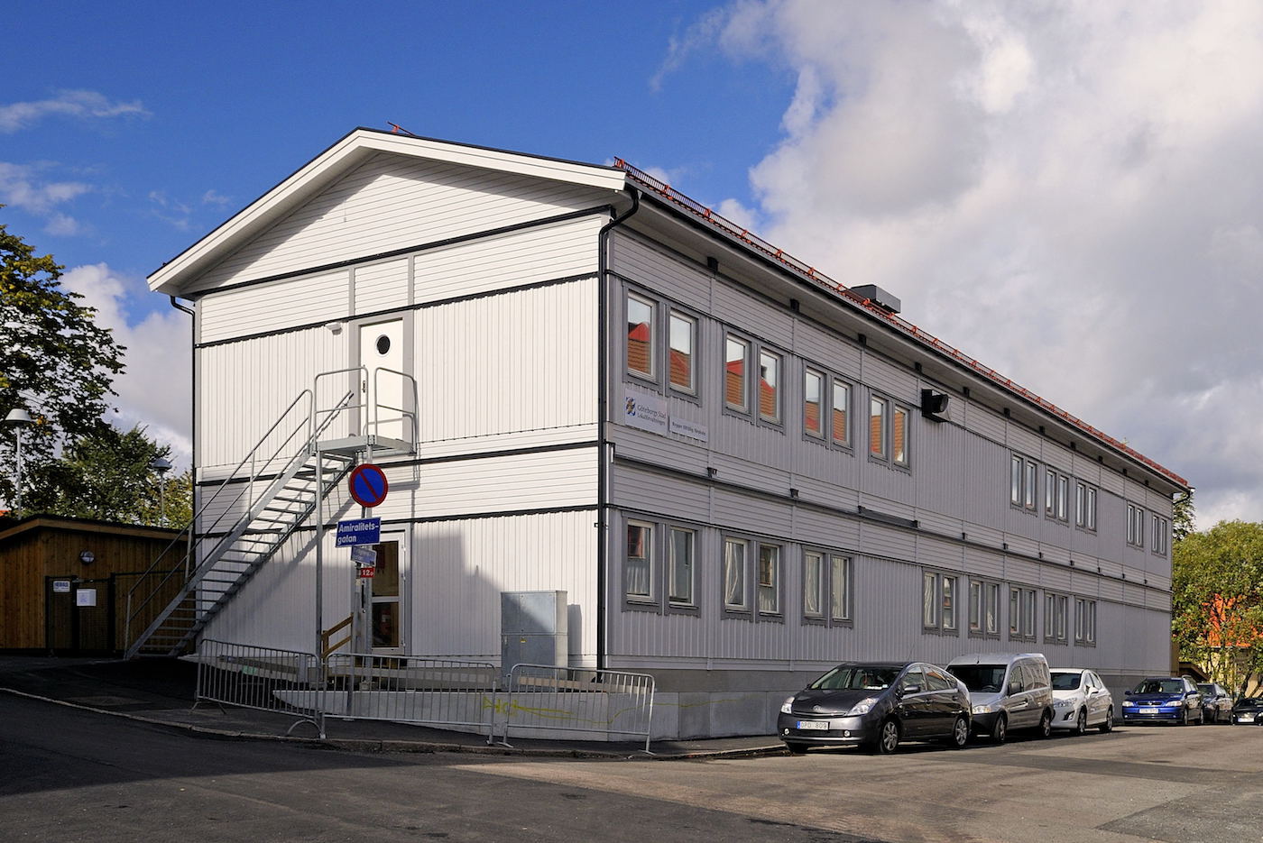 På Tellgrensgatan i Göteborg har PCS Modulsystem sommaren 2012 byggt upp en ny förskola som rymmer 4 förskoleavdelningar. Förskolan är byggd med 24 PCS Classic husmoduler