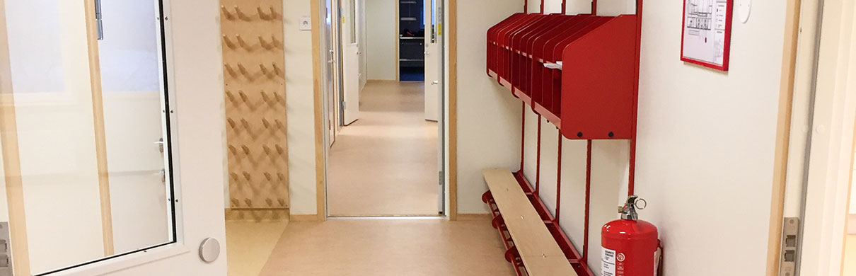 I januari 2017 kunde den första modulbyggda förskolan som PCS Modulsystem har levererat till Uddevalla kommun öppna
